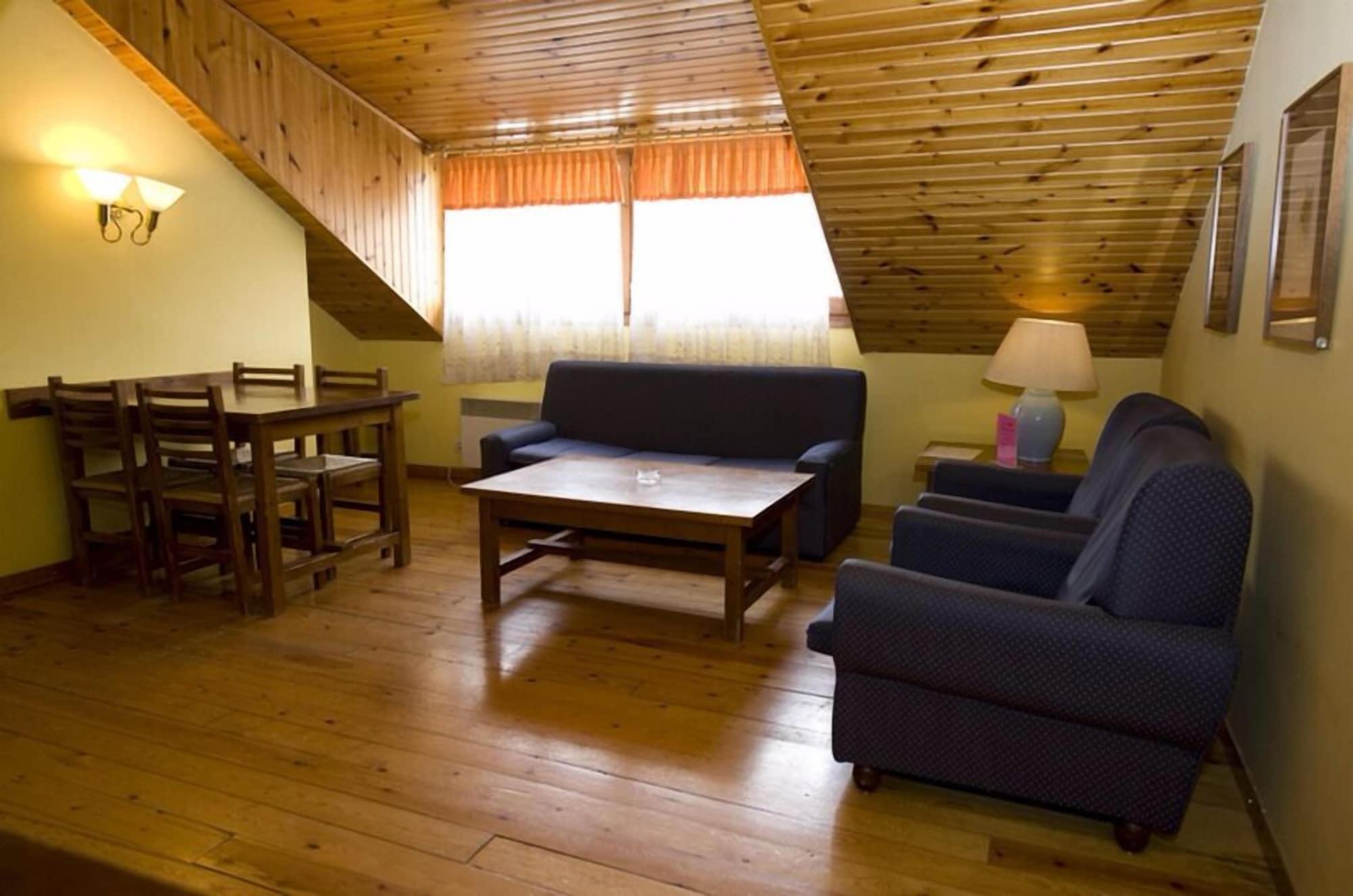 Apartamentos Pessets Adelaida Sort Ngoại thất bức ảnh