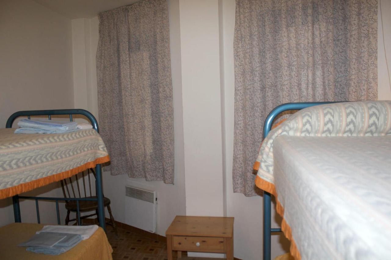 Apartamentos Pessets Adelaida Sort Ngoại thất bức ảnh